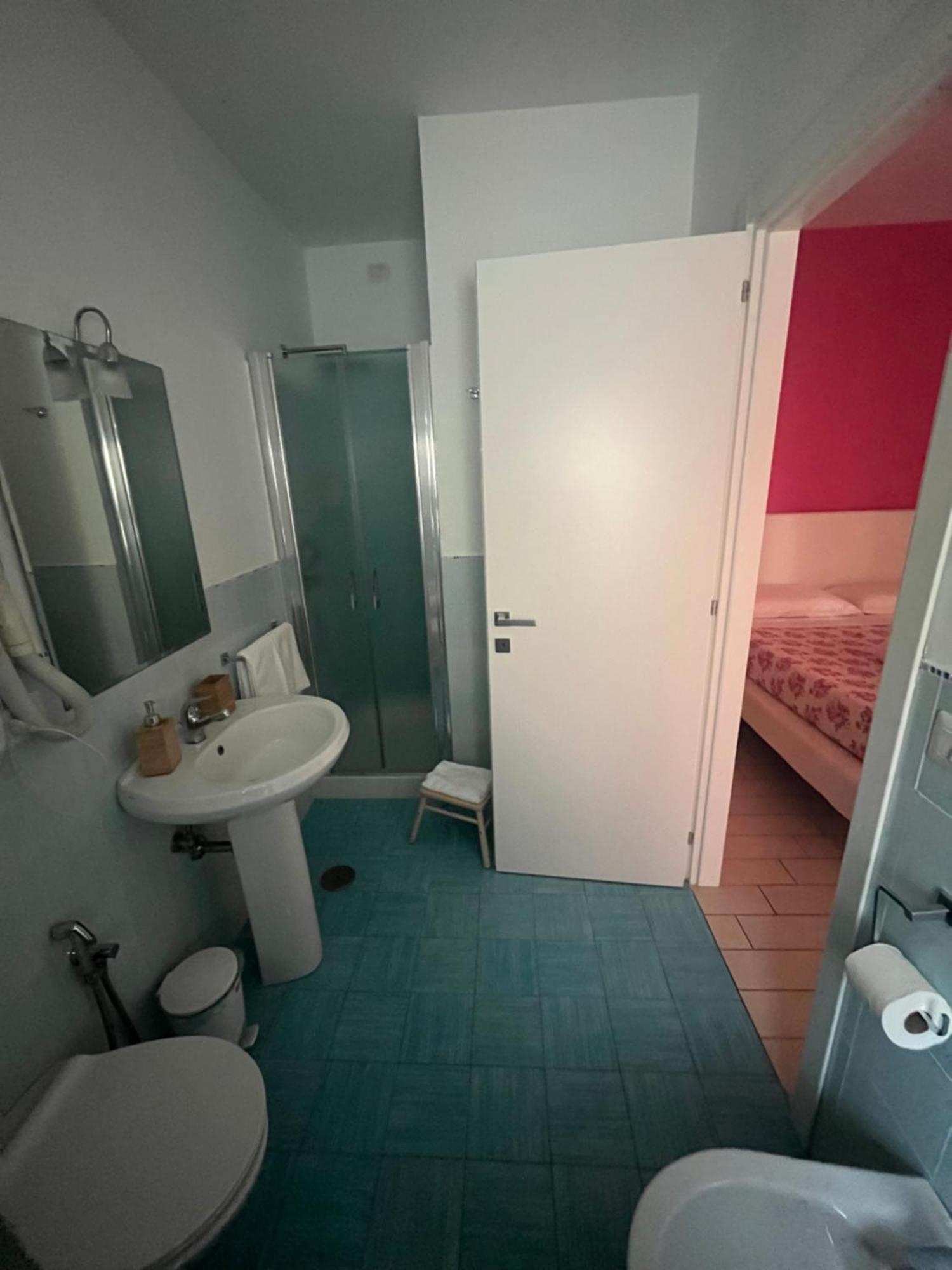 Vomerooms 那不勒斯 外观 照片
